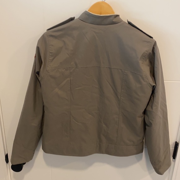 Helly Hansen Tan lined jacket size small - Picture 13 of 14